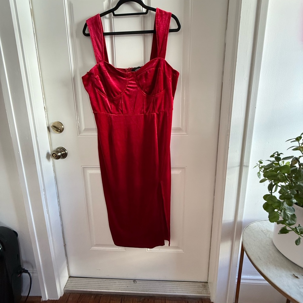NWT Cider Red Sleeveless Midi Bodycon Dress